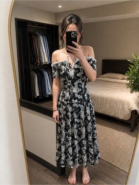Vintage Floral Peplum Corset Dress (Size 4)
